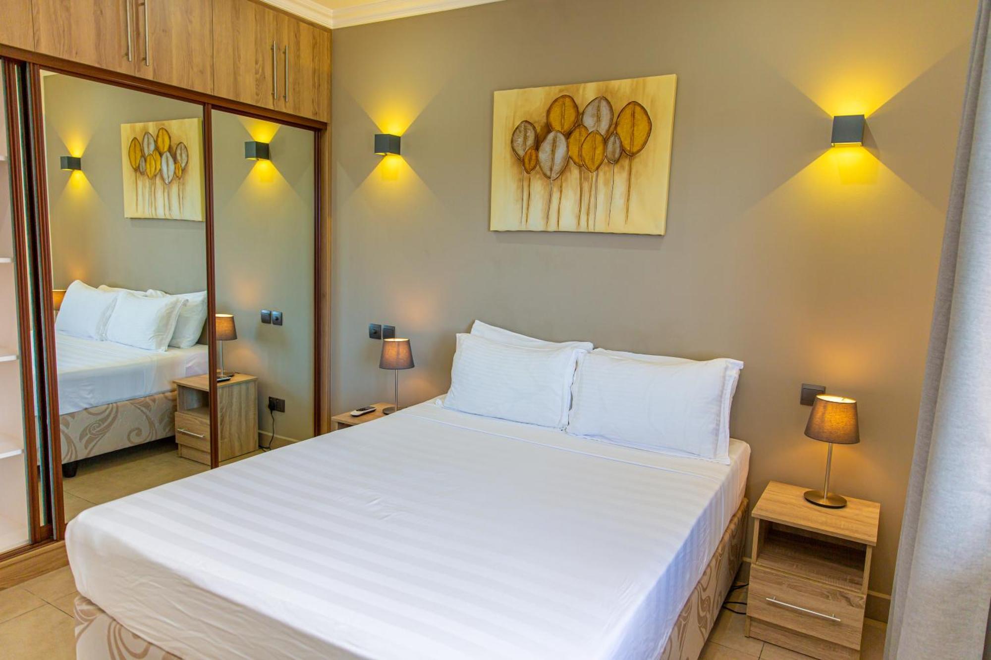 B Holiday Apartments Бо Валон Екстериор снимка